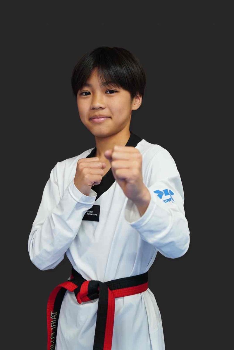 道着姿で構える藤本 泰理選手